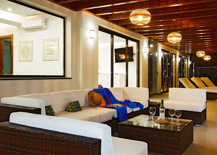 Anyaval 普拉亚布兰卡