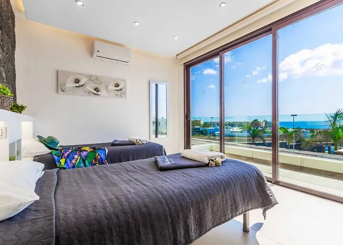 Anyaval * Playa Blanca (Lanzarote)